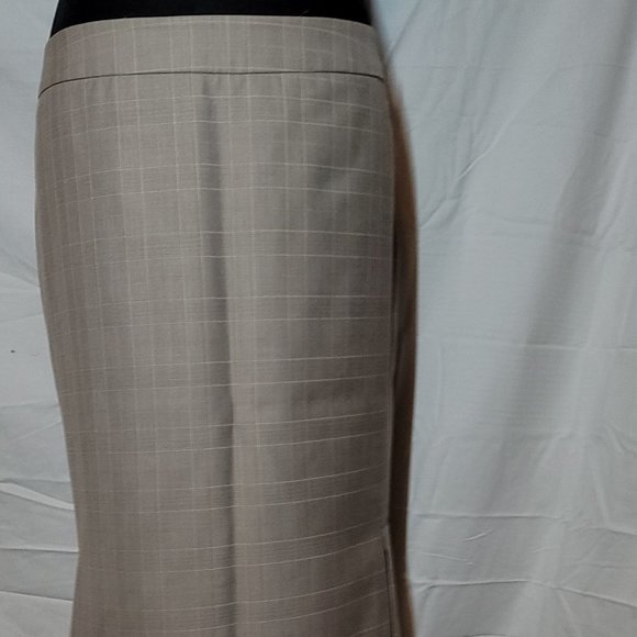 Alex Marie Dresses & Skirts - Alex Marie Tan Pencil Skirt in Size 16